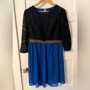 NWOT Jealous Tomato Romanesque Royal Blue & Black Lace Dress (size Large)